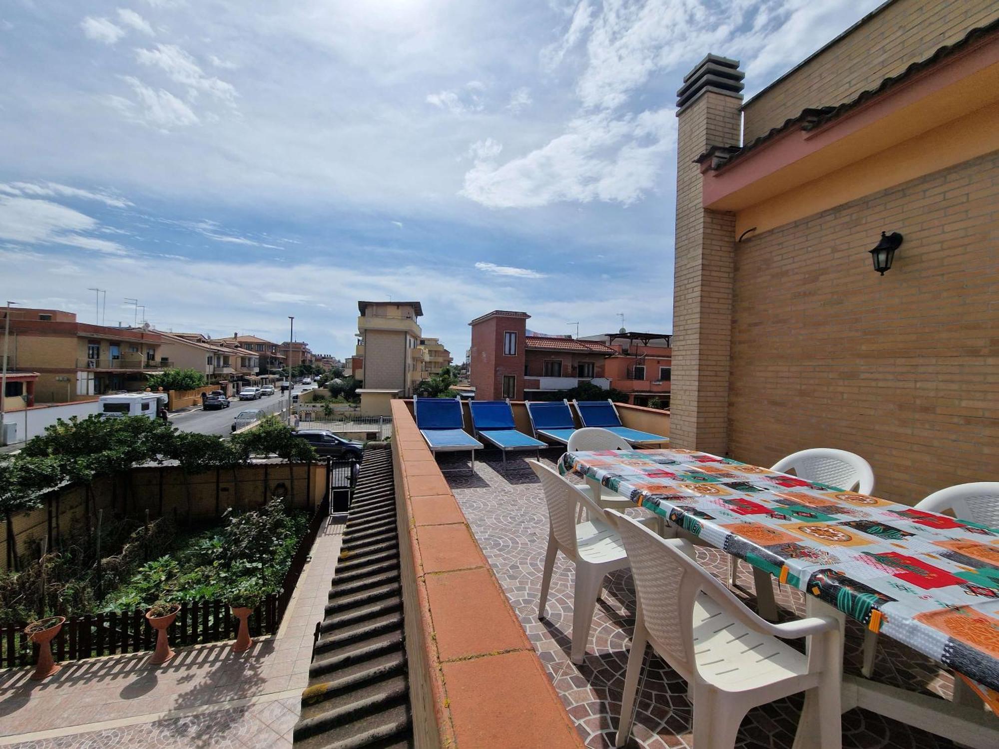 Appartement Vista Mare House à Fiumicino Extérieur photo